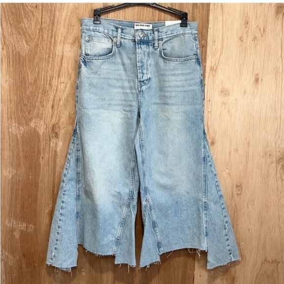 We The Free Light Blue Wide Leg Jeans 26 - Picture 5 of 15